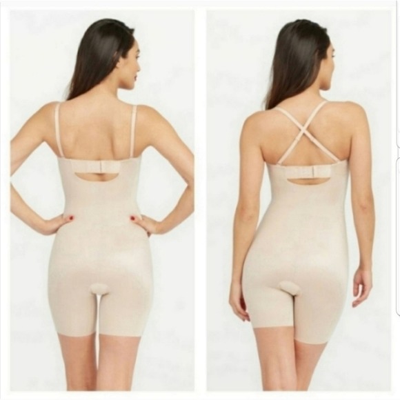 SPANX Suit Your Fancy Strapless Cupped Mid-Thigh Bodysuit size Medium 34413 - Picture 1 of 10